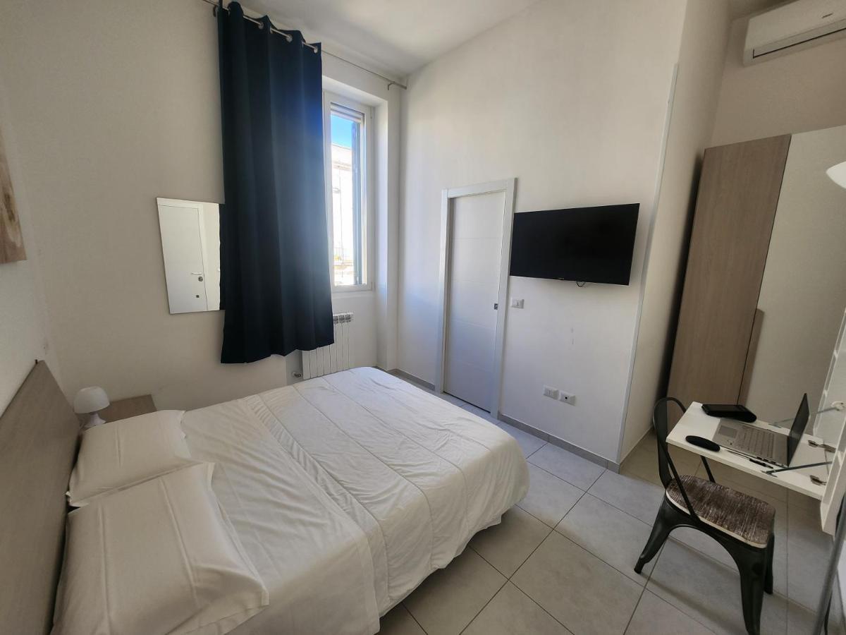 Hotel Dimora Rudiae à Lecce Extérieur photo