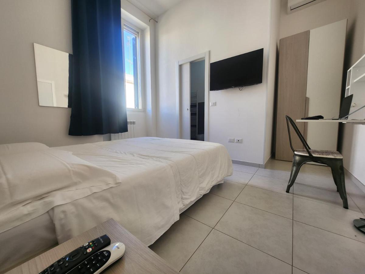 Hotel Dimora Rudiae à Lecce Extérieur photo